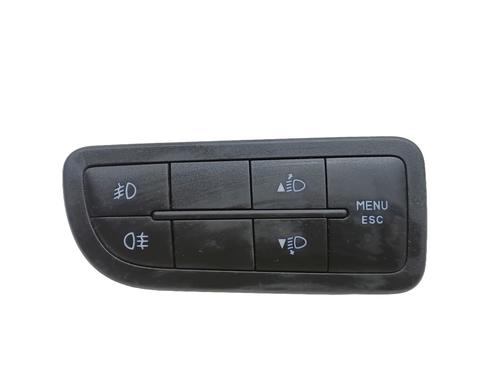 Used Headlight switch FIAT QUBO (225_) 1.3 D Multijet (225CXB1A, 225AXB1A, 225CXB11, 225AXB11,... (75 hp) 30699483