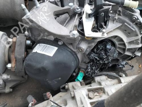 Used Gearbox DACIA SANDERO II TCe 90 (B8M1, B8MA, B8AC) (90 hp) 26052868