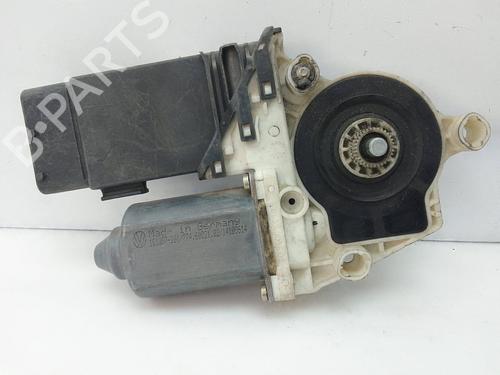 Used Left front window motor Left front window motor 21819133 21819133