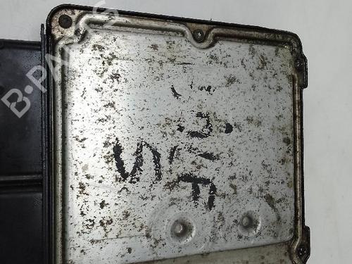 Used Engine control unit (ECU) VW GOLF PLUS V (5M1, 521) [2004-2013]  23654334