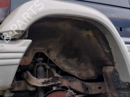 Used Front left wheel arch trim Front left wheel arch trim MITSUBISHI PAJERO CLASSIC (V2_W, V6_W, V7_W) 2.5 TD (V24W) (115 hp) 18593186 18593186