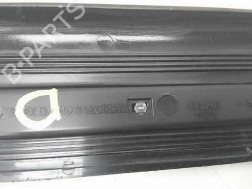 other-volvo-v40-hatchback-525-31265842-2012-2013-2014-2015-2016-2017-2018-2019-18578924 main image