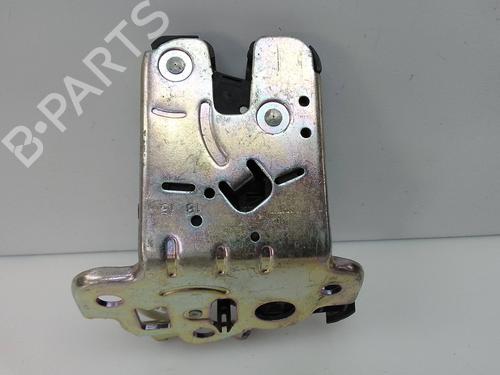 Used Tailgate lock AUDI A3 (8V1, 8VK) 1.6 TDI (115 hp) 28150645
