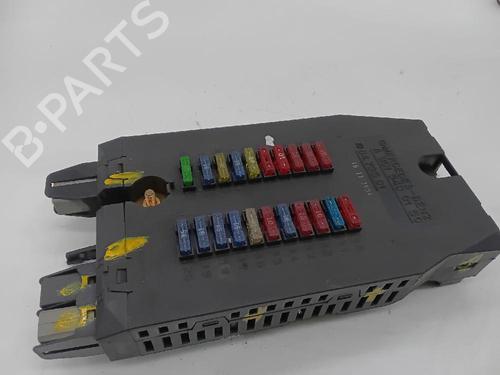Used Fuse box MERCEDES-BENZ SPRINTER 2-t Van (B901, B902) 211 CDI (901.661, 901.662, 902.661, 902.662) (109 hp) 27625449
