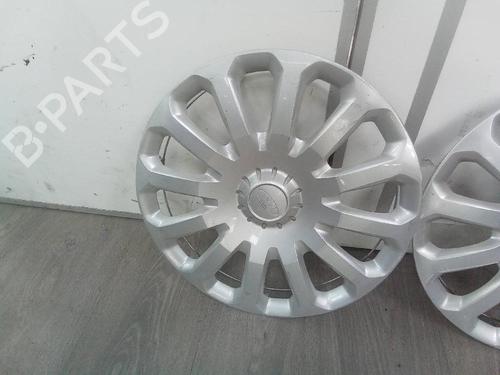 Used Hub cap FORD FIESTA VI (CB1, CCN) 1.25 (60 hp) 25812346