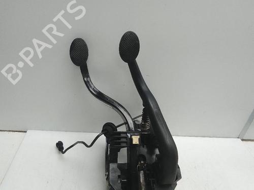 Used Break pedal MINI MINI CLUBMAN (F54) Cooper D (150 hp) 18575539