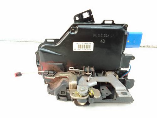 Rear right lock VW TOURAN (1T1, 1T2) 2.0 TDI | BP26054444C99 