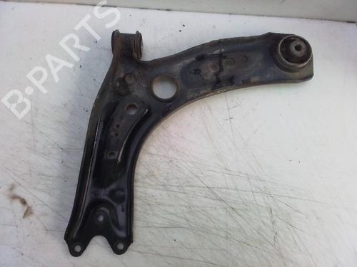 Used Right front suspension arm SEAT LEON (5F1) 1.2 TSI (110 hp) 18576823