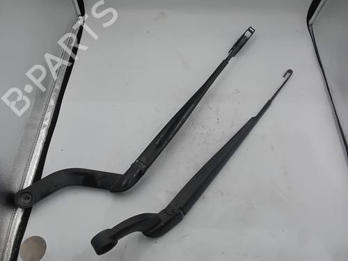 Used Front wipers mechanism LAND ROVER DISCOVERY III (L319) 2.7 TD 4x4 (190 hp) 28621505