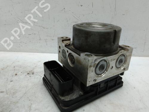Used ABS pump SKODA OCTAVIA III (5E3, NL3, NR3) 1.6 TDI (105 hp) 26050526