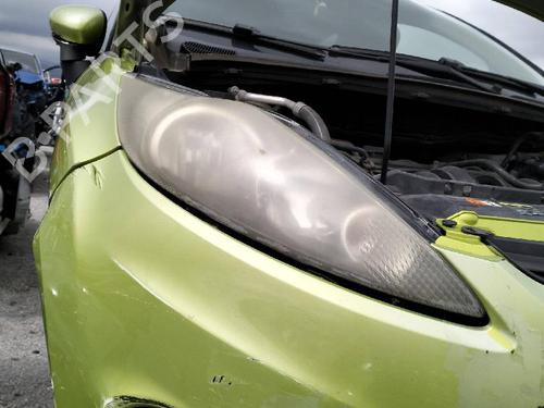 Right headlight FORD FIESTA VI (CB1, CCN)  | BP25045718C29 