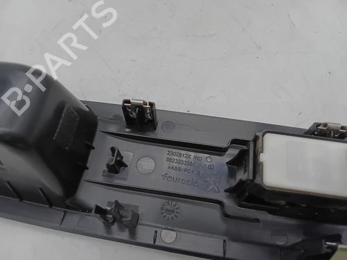 Right front window switch PEUGEOT 208 I (CA_, CC_) 1.5 BlueHDI 100 | BP29151276I26 