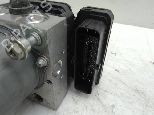 ABS pump JAGUAR F-PACE (X761) 2.0 TD4 AWD | BP26053776M43 