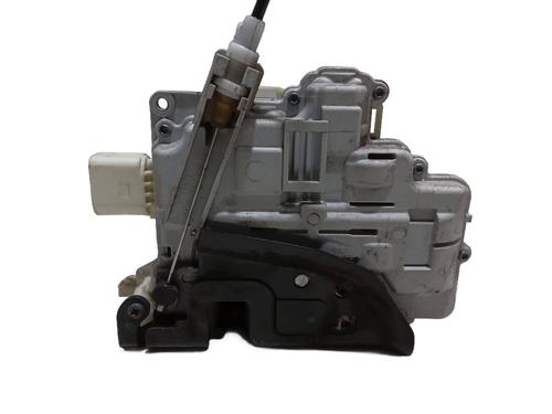 front-right-lock-audi-tt-8j3-2006-2007-2008-2009-2010-2011-2012-2013-2014-2015-34391976 main image