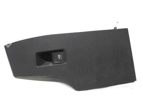 right-front-window-switch-seat-arona-kj7-kjp-2017-36110385 main image
