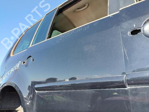 Used Right rear door VW TOURAN (1T1, 1T2) 1.4 TSI (170 hp) 18572497