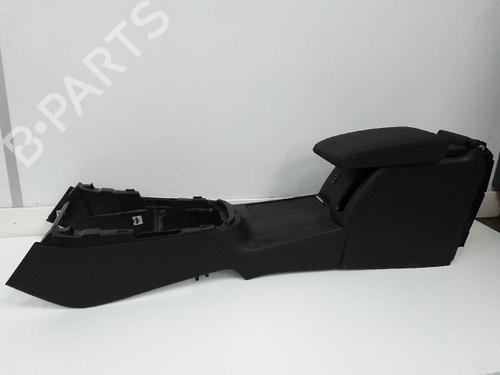 Middle console VW GOLF PLUS V (5M1, 521)  | BP23882810I22 