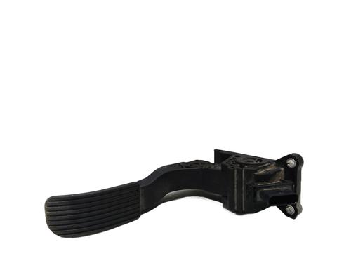 Used Pedal Pedal MERCEDES-BENZ VITO Tourer (W447) 114 CDI / 114 BlueTEC (447.701, 447.703, 447.705) (136 hp) 32517496 32517496