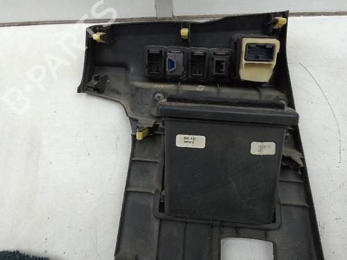 Switch TOYOTA AURIS Estate (_E18_) 1.8 Hybrid (ZWE186_, ZWE186R, ZWE186H) | BP18585863I30 