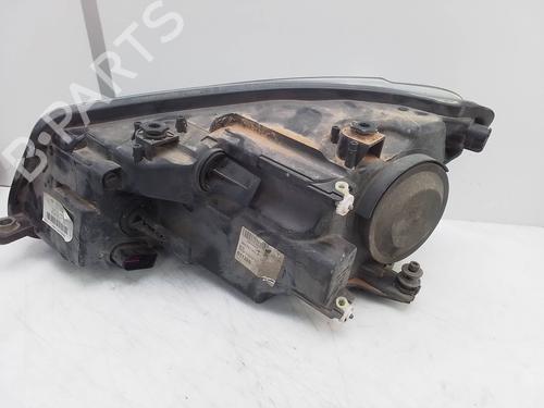 Right headlight VW CADDY III MPV (2KB, 2KJ, 2CB, 2CJ) 1.6 TDI | BP28149257C29 