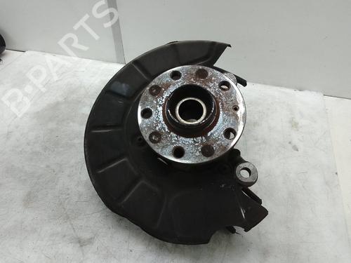 Used Right front steering knuckle Right front steering knuckle VW GOLF VI (5K1) 2.0 TDI (170 hp) 18861791 18861791
