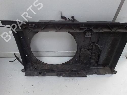 Frontblech für PEUGEOT 308 II (LB_, LP_, LW_, LH_, L3_) 1.6 HDi / BlueHDi 115 (115 hp) 25045313