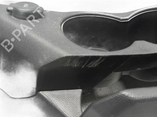 Middle console PEUGEOT 208 II (UB_, UP_, UW_, UJ_) 1.2 PureTech 100 | BP31167956I22