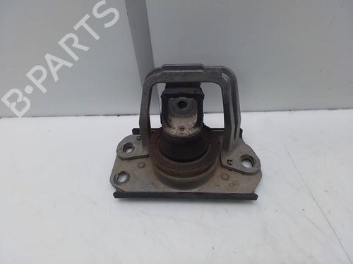 Poduszka silnika OPEL VIVARO B Bus (X82) 1.6 CDTI (06) 8200378211