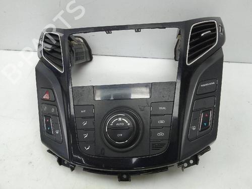 Used Climate control HYUNDAI i40 I (VF) [2012-2019]  24654800