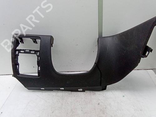 other-renault-megane-iv-hatchback-b9amn_-12-tce-100-b9ms-689216648r-2015-18957243 main image