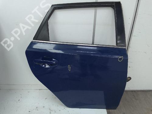 Used Right rear door TOYOTA AURIS (_E18_) 1.4 D-4D (NDE180_, NDE180R) (90 hp) 26651709