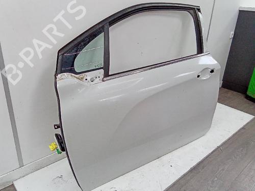 Used Left front door PEUGEOT 208 I (CA_, CC_) 1.2 THP 110 (110 hp) 19505902