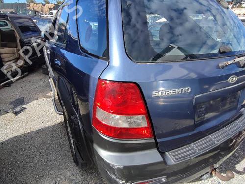 Used Front left lock KIA SORENTO I (JC) 2.5 CRDi 4WD (140 hp) 18595189