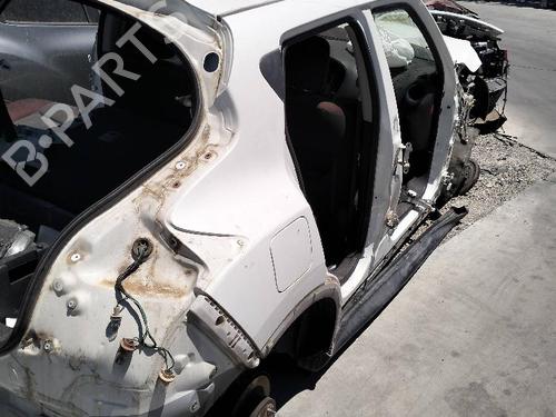 Used Right rear steering knuckle NISSAN JUKE (F15) 1.5 dCi (110 hp) 19041346