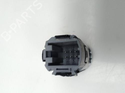 Switch VW TOURAN (5T1) 1.6 TDI | BP21140115I30