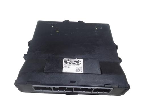 Module électronique TOYOTA AURIS (_E18_) 1.8 Hybrid (ZWE186_, ZWE186R) (136 hp) 31990985