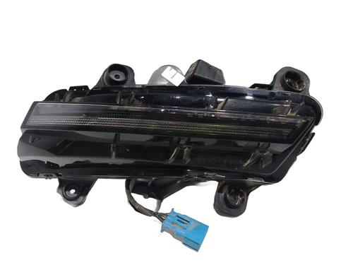 Used Right front indicator PEUGEOT 5008 II (MC_, MJ_, MR_, M4_) 1.2 THP (MRHNYH, MRHNYW, MRHNSJ, MRHNSU, MRHNSM) (131 hp) 30380138