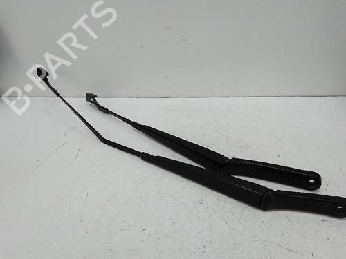 Used Front windshield wiper arm CUPRA FORMENTOR (KM7, KMP) [2020-2025]  19252475
