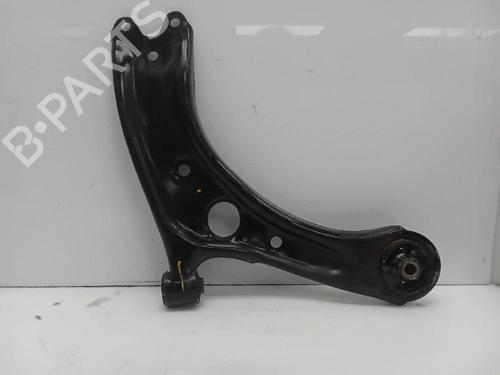 Used Right front suspension arm HYUNDAI TUCSON (TL, TLE) [2015-2023]  24328580