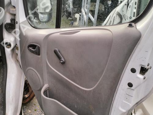 Used Front right panel RENAULT TRAFIC II Van (FL) 1.9 dCi 80 (FL0B) (82 hp) 30963922