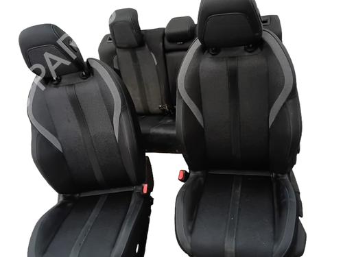 Used Seats set PEUGEOT 308 III (FB_, FH_, FP_, F3_, FM_) PureTech 130 (FPHNSL, FPHNST) (131 hp) 30803055