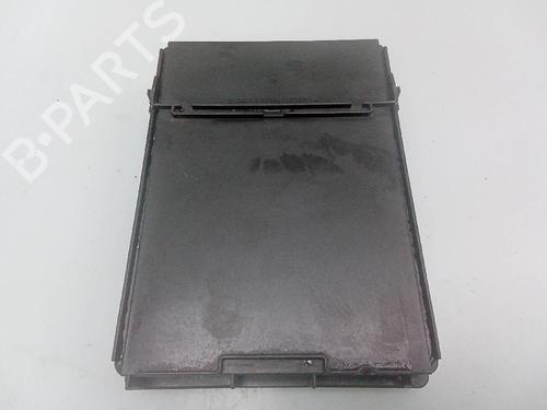 Used Fuse box NISSAN MICRA IV (K13K, K13KK) 1.2 (80 hp) 21051884
