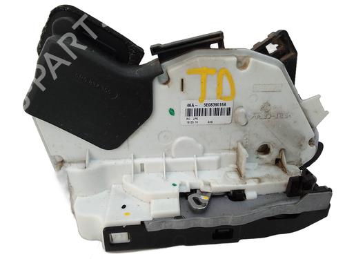 rear-right-lock-vw-passat-b8-variant-3g5-cb5-20-tdi-5e0839016a-2014-18587309 main image