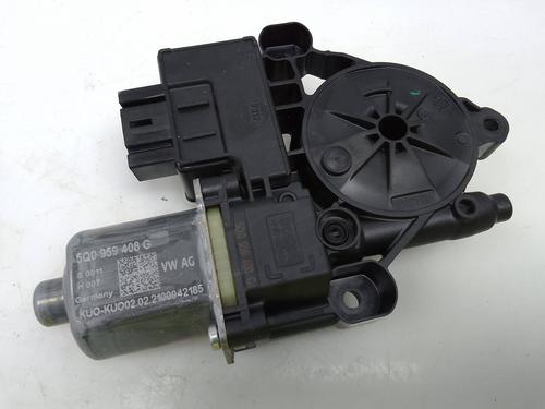 Used Right front window motor VW GOLF VIII (CD1, DA1) 2.0 GTI Clubsport (300 hp) 28150101
