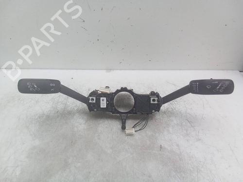 Used Switch VW T-ROC (A11, D11) 1.0 TSI (115 hp) 28149871