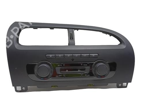 Used Climate control SEAT LEON (1P1) 1.9 TDI (105 hp) 30588763