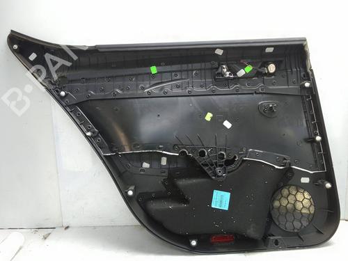 Verkleidung hinten rechts SKODA SUPERB III (3V3) 2.0 TDI | BP30050693C61
