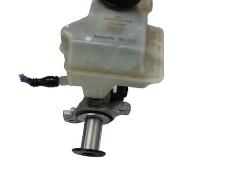 Used Brake master cylinder Brake master cylinder 21284584 21284584