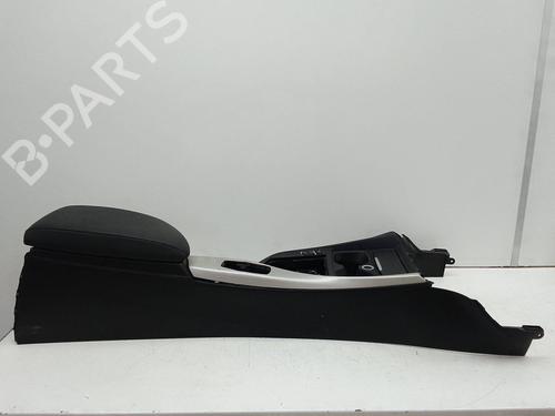 Used Middle console Middle console BMW 1 (F21) 116 d (116 hp) 19492906 19492906