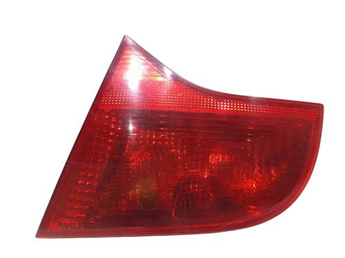 fanale-portellone-destro-audi-a4-b7-8ec-2004-2005-2006-2007-2008-2009-32699352 main image